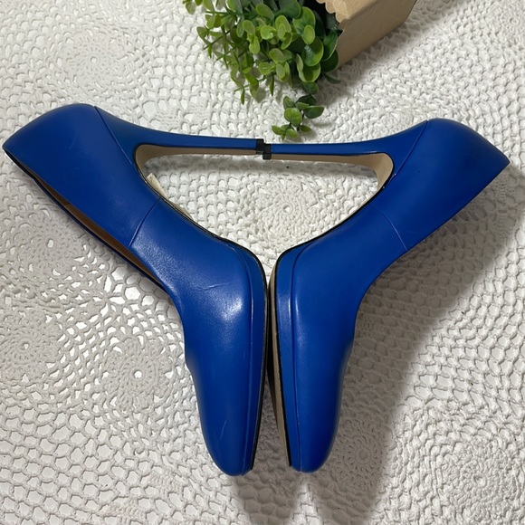Le Chateau Royal blue leather stilettos US9 worn once! - Picture 3 of 9